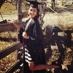 Meet your Posher, Leah